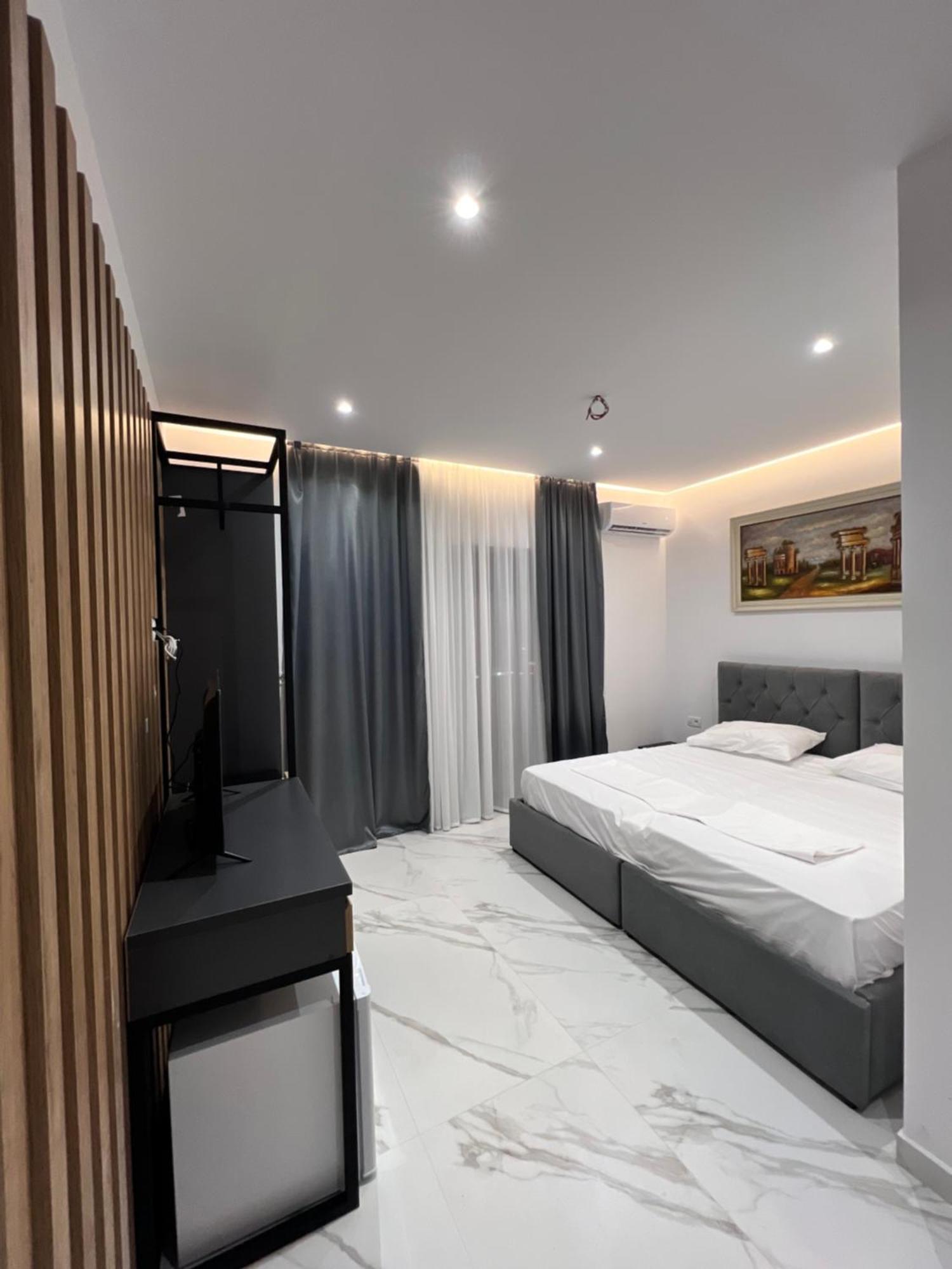 Lezet Hotel 3*